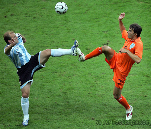 cambiasso_van_nistelrooy